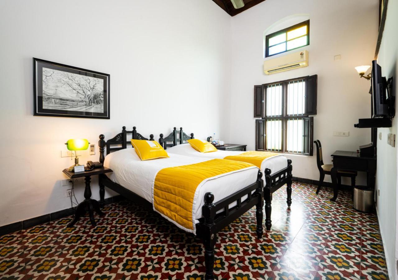 Bloom Boutique Waterfront Fort Kochi Exteriör bild