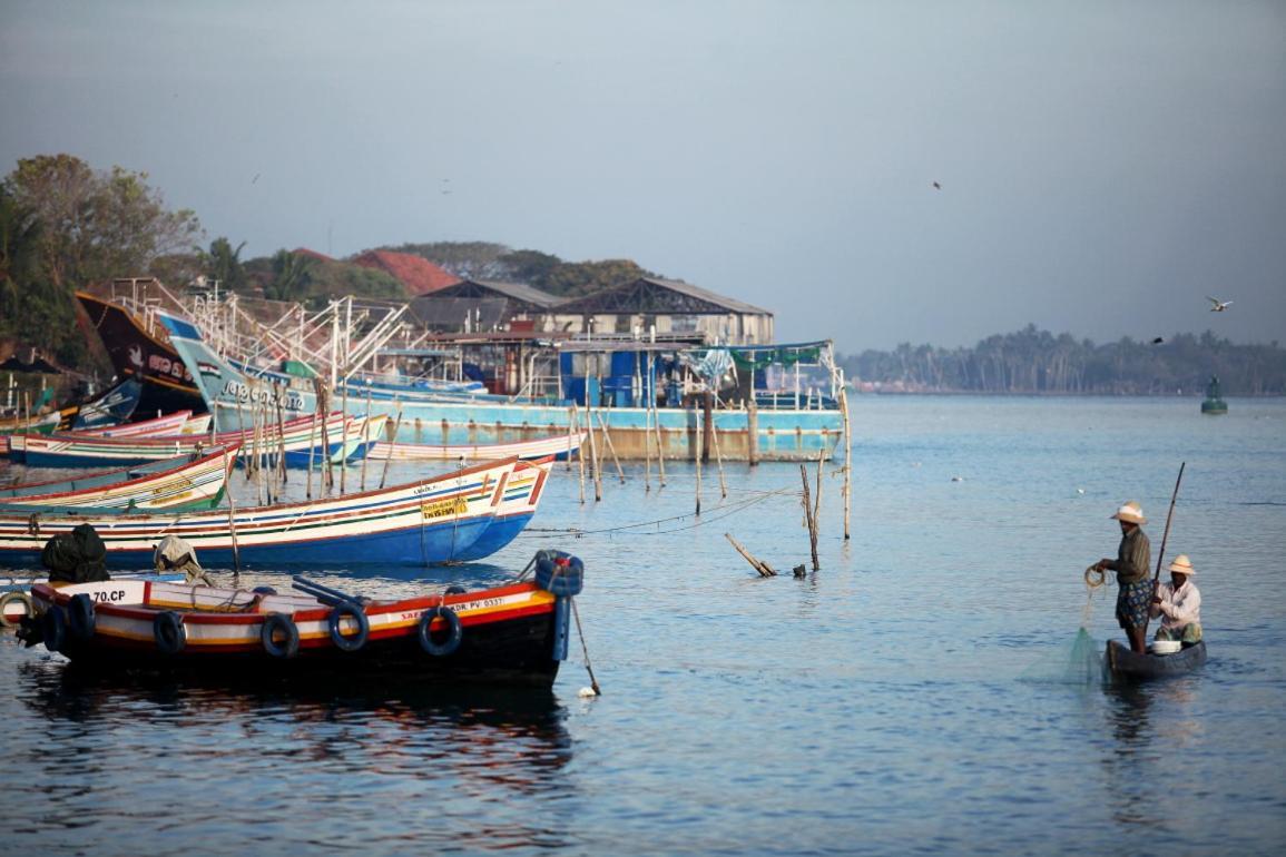 Bloom Boutique Waterfront Fort Kochi Exteriör bild